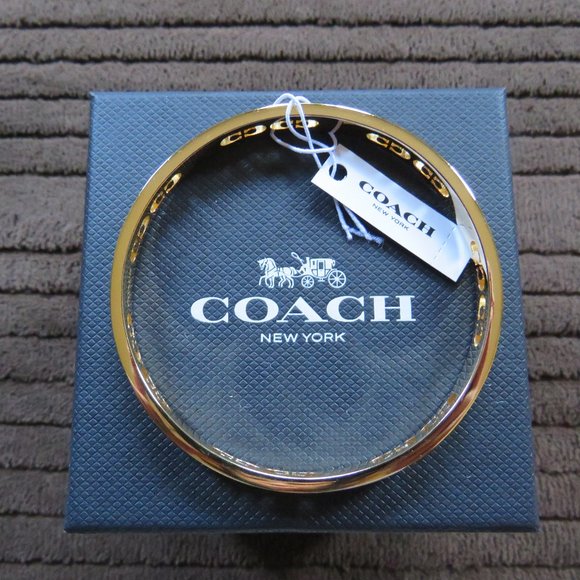 Coach Kissing C Flower Bangle (Gold) - Picture 4 of 5